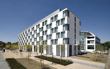 Innside By Melia Duesseldorf Seestern 4*, دوسلدورف